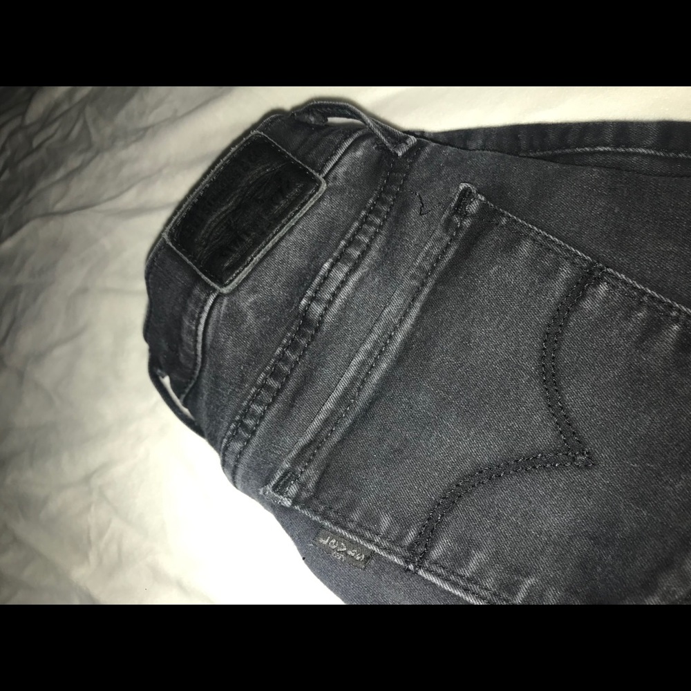 Levi’s skinny jeans - Picture 3 of 3